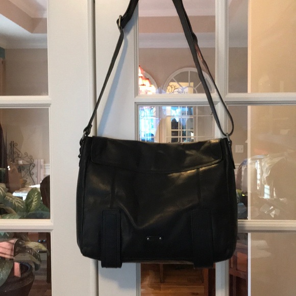 🎉HP🎉- Frye Black Leather Logan Messenger Bag - Picture 5 of 8